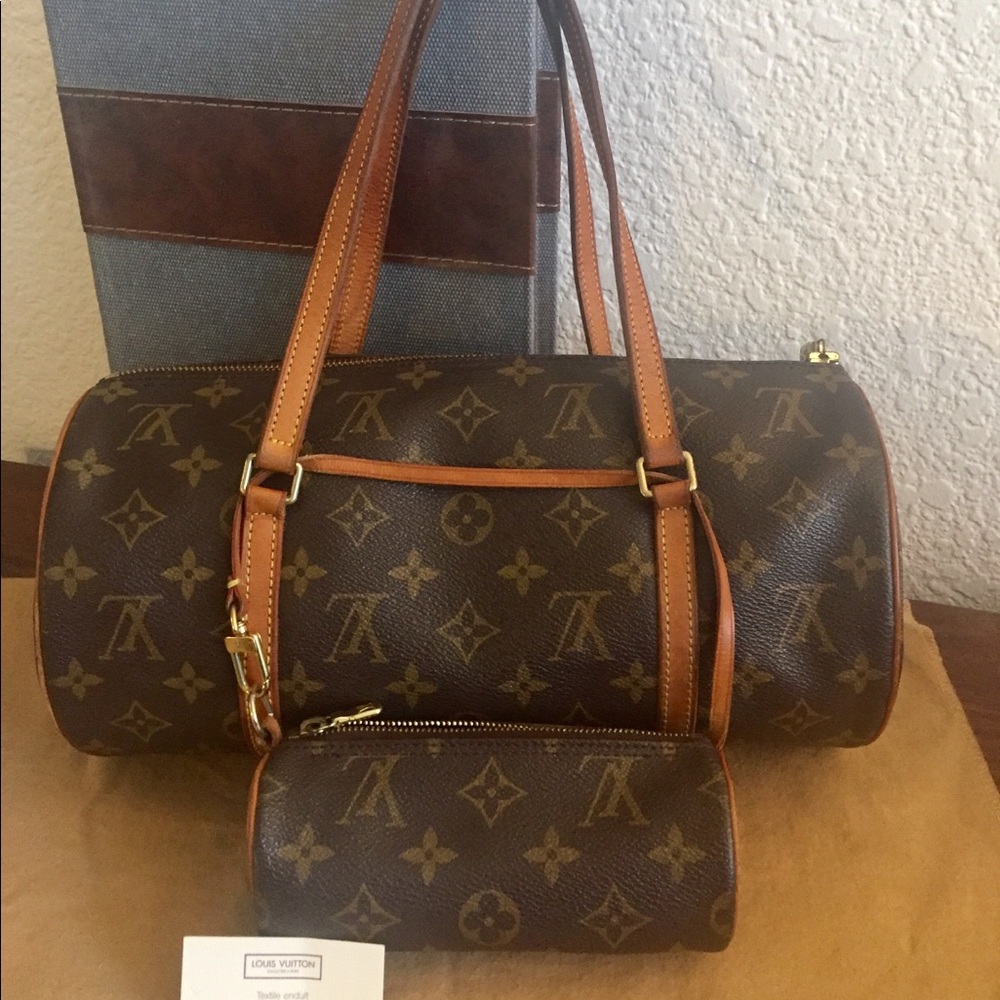 Authentic Louis Vuitton Papillon w/mini monogram